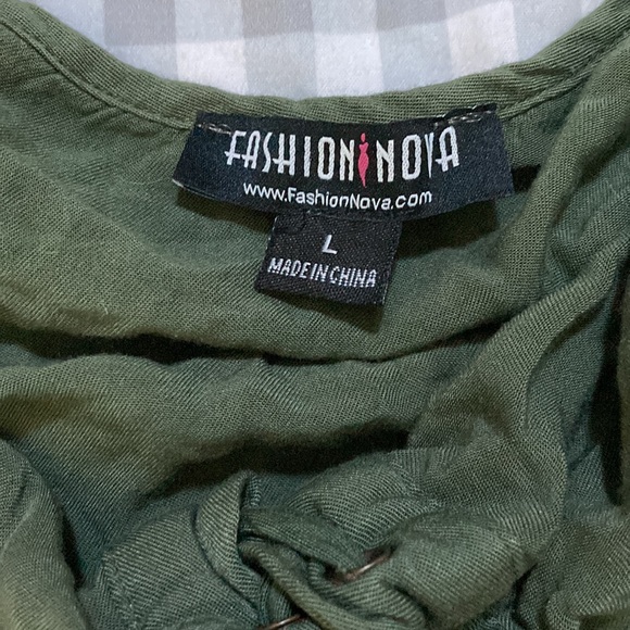 Fashion Nova romper 💚 - Picture 8 of 9